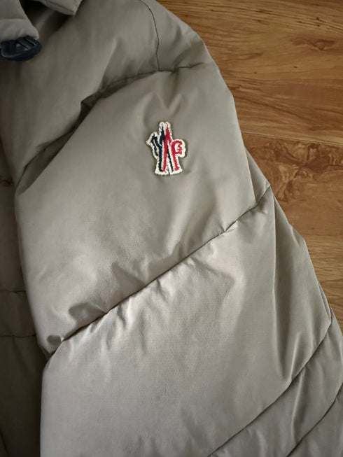 Moncler Zillertal Jacket Size 5 Beige